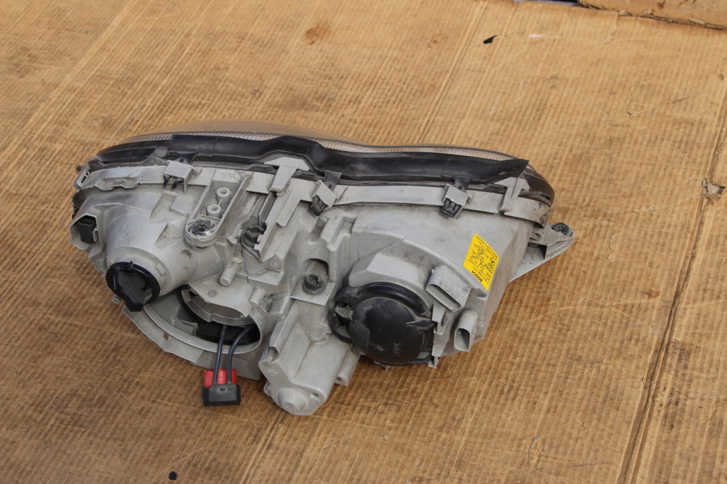 Frontscheinwerfer Mercedes-Benz W203 A2038201161 0301166271 Links Headlight SCH9165205129kx