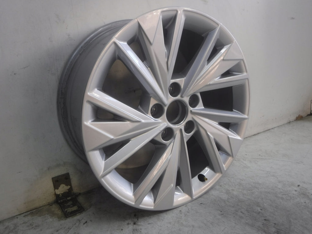 1x Alufelge 17 Zoll 8.0" 5x112 46ET Glanz Silber 8Y0601025D Audi A3 Rim Wheel FEL1785337616hq