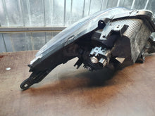 Laden Sie das Bild in den Galerie-Viewer, Frontscheinwerfer Mitsubishi Space Star Rechts Scheinwerfer Headlight