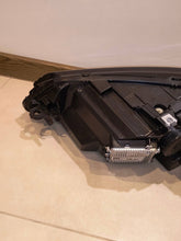 Laden Sie das Bild in den Galerie-Viewer, Frontscheinwerfer VW Golf VIII 5H1941005A Ein Satz Scheinwerfer Headlight SCH9890491810xz