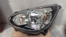 Laden Sie das Bild in den Galerie-Viewer, Frontscheinwerfer Hyundai I Links Scheinwerfer Headlight