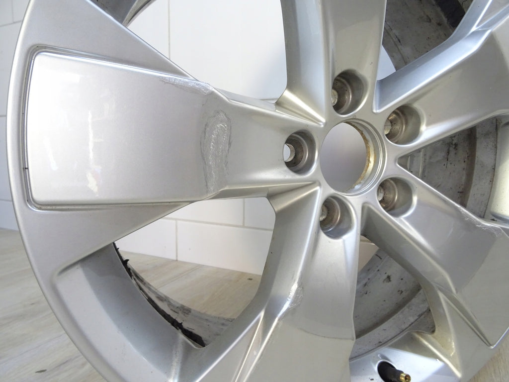 1x Alufelge 18 Zoll 7.5" 5x108 50,5ET Glanz Silber 31471553 Volvo Xc40 Rim Wheel