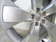 Laden Sie das Bild in den Galerie-Viewer, 1x Alufelge 18 Zoll 7.5&quot; 5x108 50,5ET Glanz Silber 31471553 Volvo Xc40 Rim Wheel
