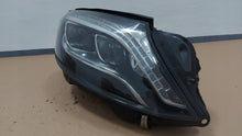 Laden Sie das Bild in den Galerie-Viewer, Frontscheinwerfer Mercedes-Benz W222 A2229060802 LED Rechts Headlight SCH2408070612nt