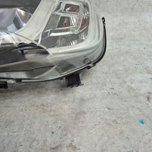 Laden Sie das Bild in den Galerie-Viewer, Frontscheinwerfer Fiat Ducato 1374296080 Links Scheinwerfer Headlight SCH3620664238dn