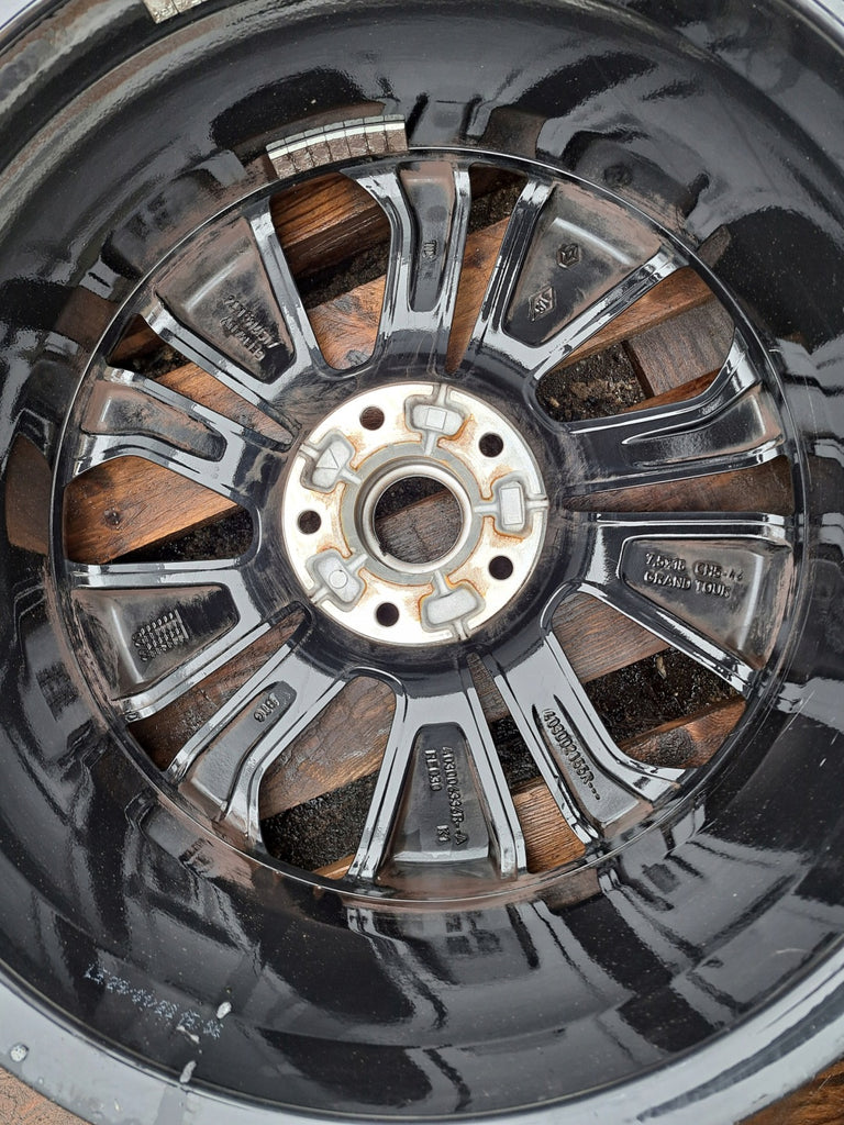 1x Alufelge 18 Zoll 7.5" 5x114.3 46ET 403006336R Renault Megane Rim Wheel FEL6105312077wa