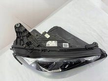 Laden Sie das Bild in den Galerie-Viewer, Frontscheinwerfer Mercedes-Benz W213 A2139068409 Rechts Scheinwerfer Headlight SCH5144279215ia