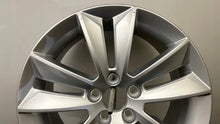 Load image into Gallery viewer, 1x Alufelge 17 Zoll 7.0" 5x108 40 5ET Glanz Silber 31471309 Volvo Rim Wheel FEL4882829143oo