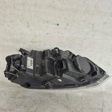 Load image into Gallery viewer, Frontscheinwerfer VW Polo 6R1941015E Links Scheinwerfer Headlight SCH3349379907ts