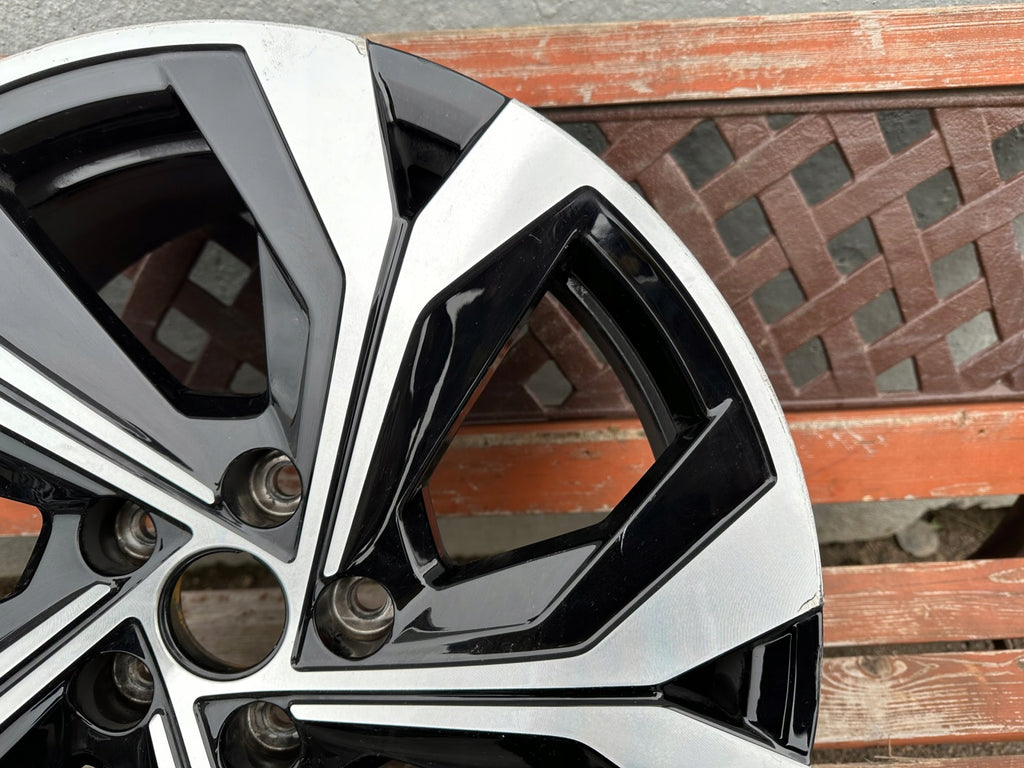 1x Alufelge 18 Zoll 7.0" 5x114.3 35ET 403003156R 403009719R Renault Koleos FEL9518663629yw