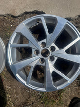 Load image into Gallery viewer, 1x Alufelge 18 Zoll 7.0" 5x112 43ET 83A601025J Audi Q3 Rim Wheel FEL7672962100hn
