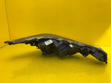 Load image into Gallery viewer, Frontscheinwerfer Toyota Corolla Hatchback 81150-02S80 LED Links Headlight SCH4686827194yz