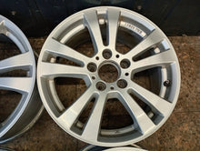 Load image into Gallery viewer, 1x Alufelge 16 Zoll 7.5" 5x112 45ET Glanz Silber KBA47341 Mercedes-Benz W204 FEL4230049701ls