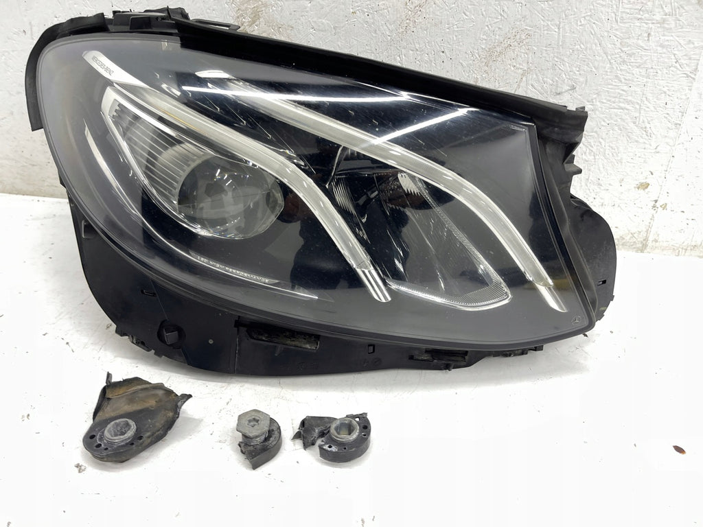 Frontscheinwerfer Mercedes-Benz W213 A2139064004 LED Rechts Headlight SCH8049100330od