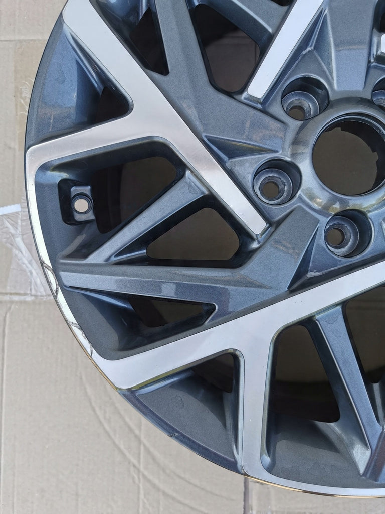 1x Alufelge 18 Zoll 7.5" 5x114.3 50ET Glanz Graphit 52910-CM300 Hyundai Kona Mg