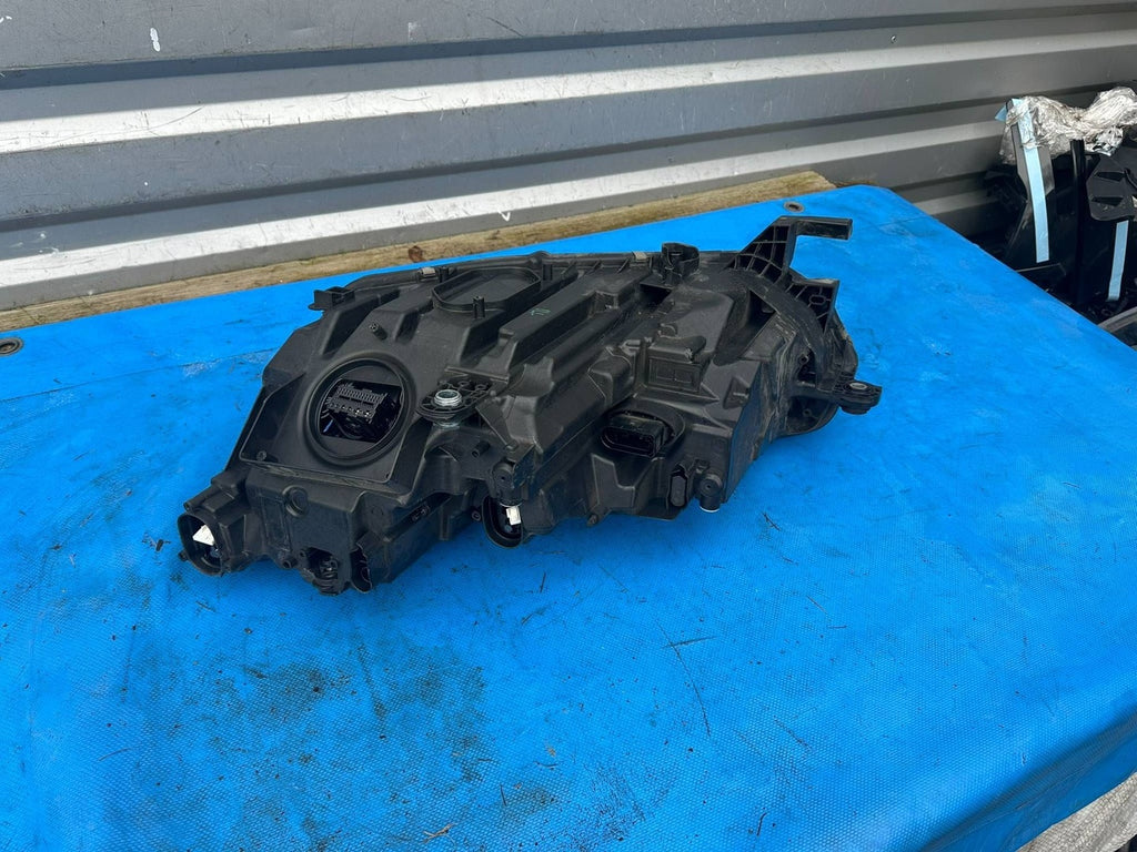 Frontscheinwerfer Skoda Octavia IV 5E4941016B Rechts Scheinwerfer Headlight SCH9493527335jy
