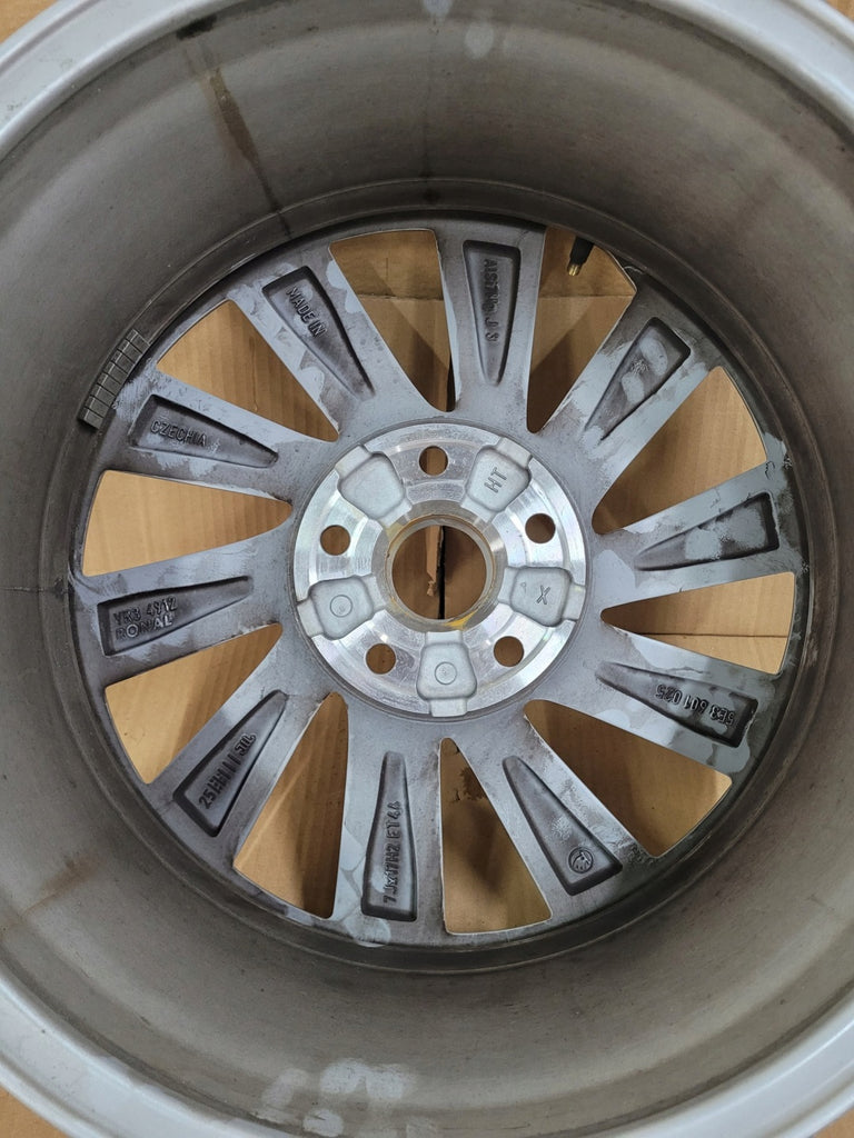 1x Alufelge 17 Zoll 7.0" 5x112 46ET Glanz 5E3601025 Skoda Octavia Iii Rim Wheel FEL3325886639da