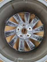 Laden Sie das Bild in den Galerie-Viewer, 1x Alufelge 17 Zoll 7.0" 5x112 46ET Glanz 5E3601025 Skoda Octavia Iii Rim Wheel FEL3325886639da