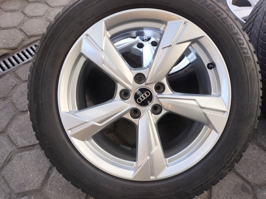 4x Alufelge 18 Zoll 8.0" 5x112 39ET Glanz Silber 4K0601025 Audi C7 A4 B8 FEL6878010307nt