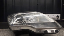 Laden Sie das Bild in den Galerie-Viewer, Frontscheinwerfer Mercedes-Benz W251 A2518203661 Rechts Scheinwerfer Headlight