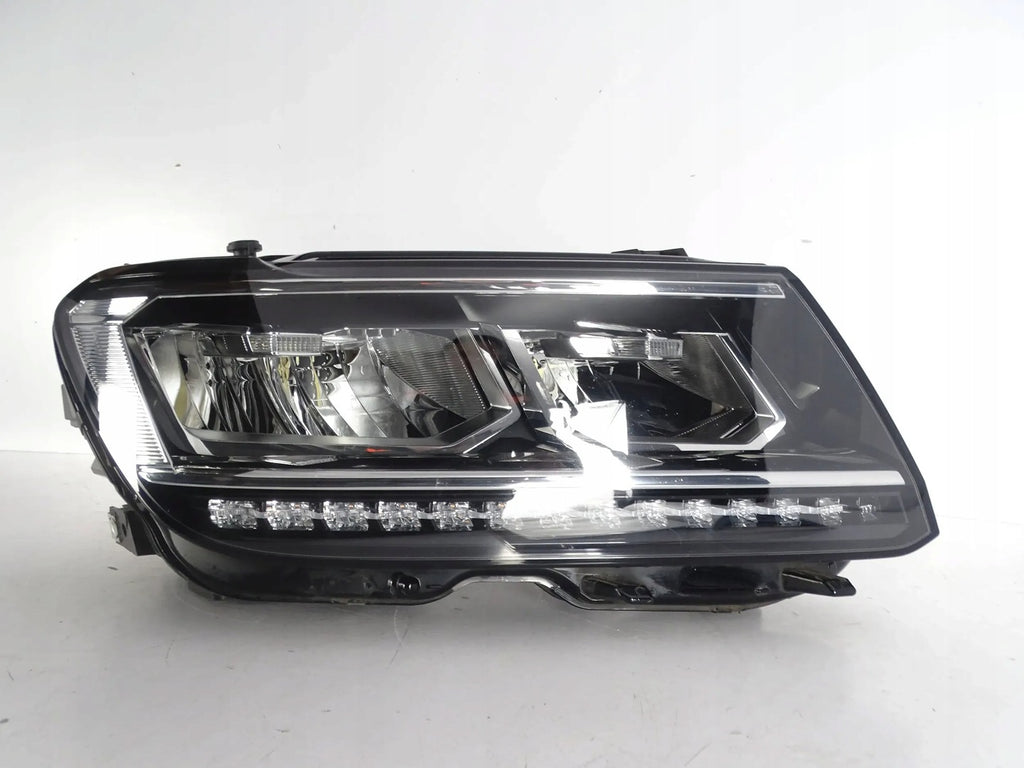 Frontscheinwerfer VW Tiguan 5NB941036B Rechts Scheinwerfer Headlight