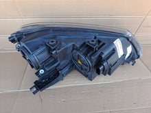 Laden Sie das Bild in den Galerie-Viewer, Frontscheinwerfer Seat Alhambra 7N5941751 Links Scheinwerfer Headlight SCH4677369130qo