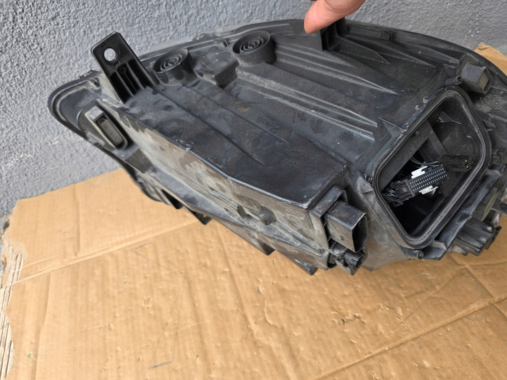 Frontscheinwerfer Mercedes-Benz Sprinter A9109068100 LED Links Headlight