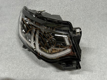 Laden Sie das Bild in den Galerie-Viewer, Frontscheinwerfer Land Rover Sport Discovery V MK7213W029 LED Rechts Headlight SCH3782136748jb