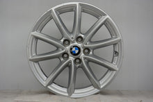 Laden Sie das Bild in den Galerie-Viewer, 1x Alufelge 17 Zoll 7.5" 5x112 Glanz Silber 6856061 BMW 1 Rim Wheel FEL4660631730wi