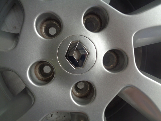 4x Alufelge 17 Zoll 7.0" 5x114.3 49ET 403000074R Renault Megane Rim Wheel FEL1388204384eo