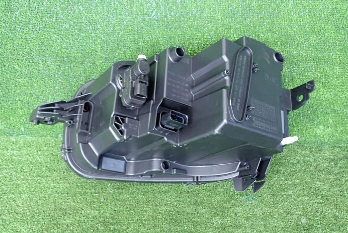 Frontscheinwerfer Citroën C3 III Rechts Scheinwerfer Headlight SCH1396601552zm