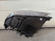 Laden Sie das Bild in den Galerie-Viewer, Frontscheinwerfer BMW 3 E91 E90 72025909 Rechts Scheinwerfer Headlight SCH6385952274jv