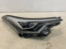 Laden Sie das Bild in den Galerie-Viewer, Frontscheinwerfer Toyota Chr C-Hr 81110-F4071 Full LED Rechts Headlight
