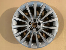 Laden Sie das Bild in den Galerie-Viewer, 1x Alufelge 17 Zoll 7.0&quot; 5x98 41ET 735573714 Fiat 500l Rim Wheel