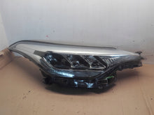 Laden Sie das Bild in den Galerie-Viewer, Frontscheinwerfer Toyota Chr C-Hr 81110-F4180-00 Full LED Rechts Headlight SCH3029525462eh