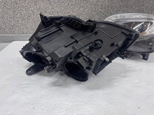 Laden Sie das Bild in den Galerie-Viewer, Frontscheinwerfer Mercedes-Benz X204 A2048201539 Ein Satz Scheinwerfer Headlight SCH1667931565oy