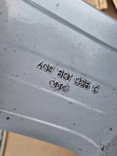 Load image into Gallery viewer, 4x Alufelge 18 Zoll 7.0" 5x112 38ET Glanz Silber 4G9601025C Audi A6 C7 B8 FEL1025681050jl