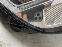 Laden Sie das Bild in den Galerie-Viewer, Frontscheinwerfer Skoda I T6 7E1941035 LED Links Scheinwerfer Headlight SCH7640240705nn