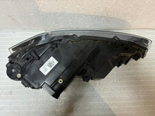 Laden Sie das Bild in den Galerie-Viewer, Frontscheinwerfer VW Polo 2G1941035B Full LED Links Scheinwerfer Headlight SCH6201548159tw