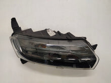 Load image into Gallery viewer, Frontscheinwerfer Dacia Spring 266008993R LED Rechts Scheinwerfer Headlight
