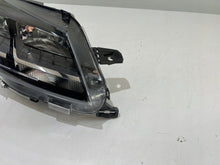 Load image into Gallery viewer, Frontscheinwerfer Opel Zafira 67651216 Rechts Scheinwerfer Headlight
