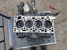 Laden Sie das Bild in den Galerie-Viewer, Motorblock Audi Seat Skoda VW A3 DCY 2.0 TDI Diesel Unkomplett