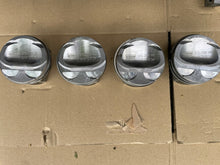 Laden Sie das Bild in den Galerie-Viewer, Motorblock Renault Megane III H5F408 1.2 TCE Benzin Unkomplett