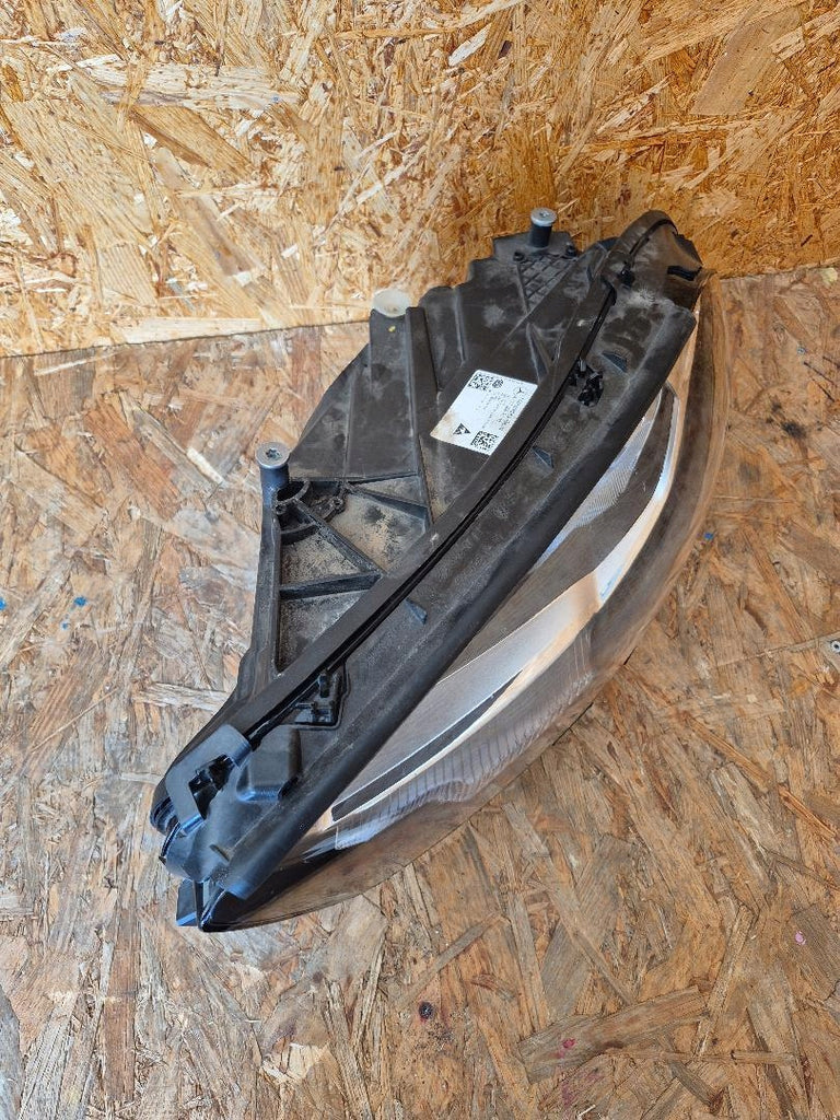 Frontscheinwerfer Mercedes-Benz W177 A1779062100 LED Rechts oder Links SCH5700314768uj