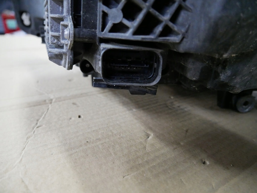 Frontscheinwerfer BMW 3 F30 F31 7214802 LED Rechts Scheinwerfer Headlight SCH7421923318tq