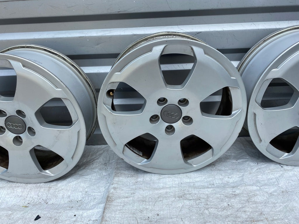 4x Alufelge 17 Zoll 6.0" 5x112 48ET 8P0601025F Audi A3 Rim Wheel FEL4237721791fr