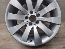 Laden Sie das Bild in den Galerie-Viewer, 1x Alufelge 18 Zoll 8.0" 5x120 30ET Glanz Silber BMW 5 F10 F07 Rim Wheel FEL6014557482wv