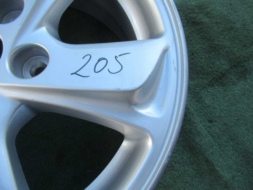 1x Alufelge 16 Zoll 6.5" 5x114.3 45ET Glanz Silber 529102Y100 Hyundai Ix35