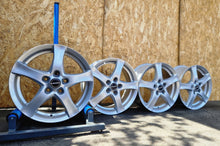 Laden Sie das Bild in den Galerie-Viewer, 4x Alufelge 16 Zoll 6.5" 5x112 38ET Glanz Silber CMA482656 VW I Rim Wheel FEL6273211410dc
