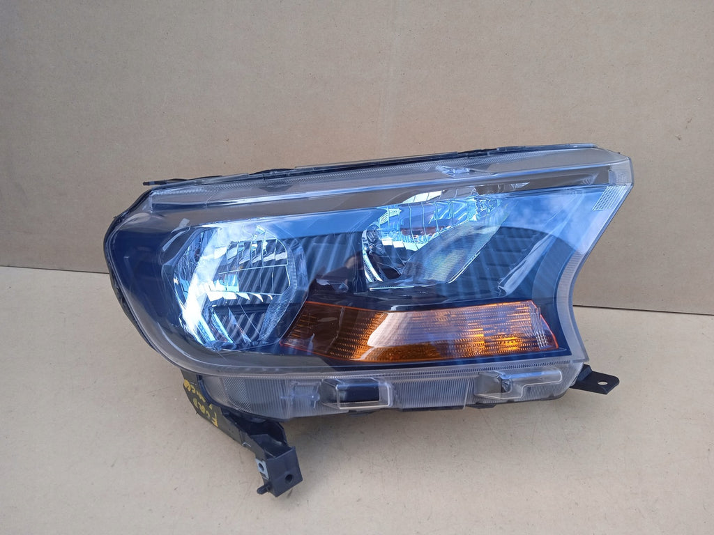 Frontscheinwerfer Ford Ranger Rechts Scheinwerfer Headlight